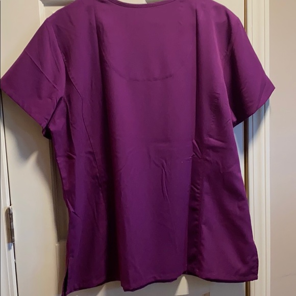 Greys anatomy scrub top - Picture 2 of 3